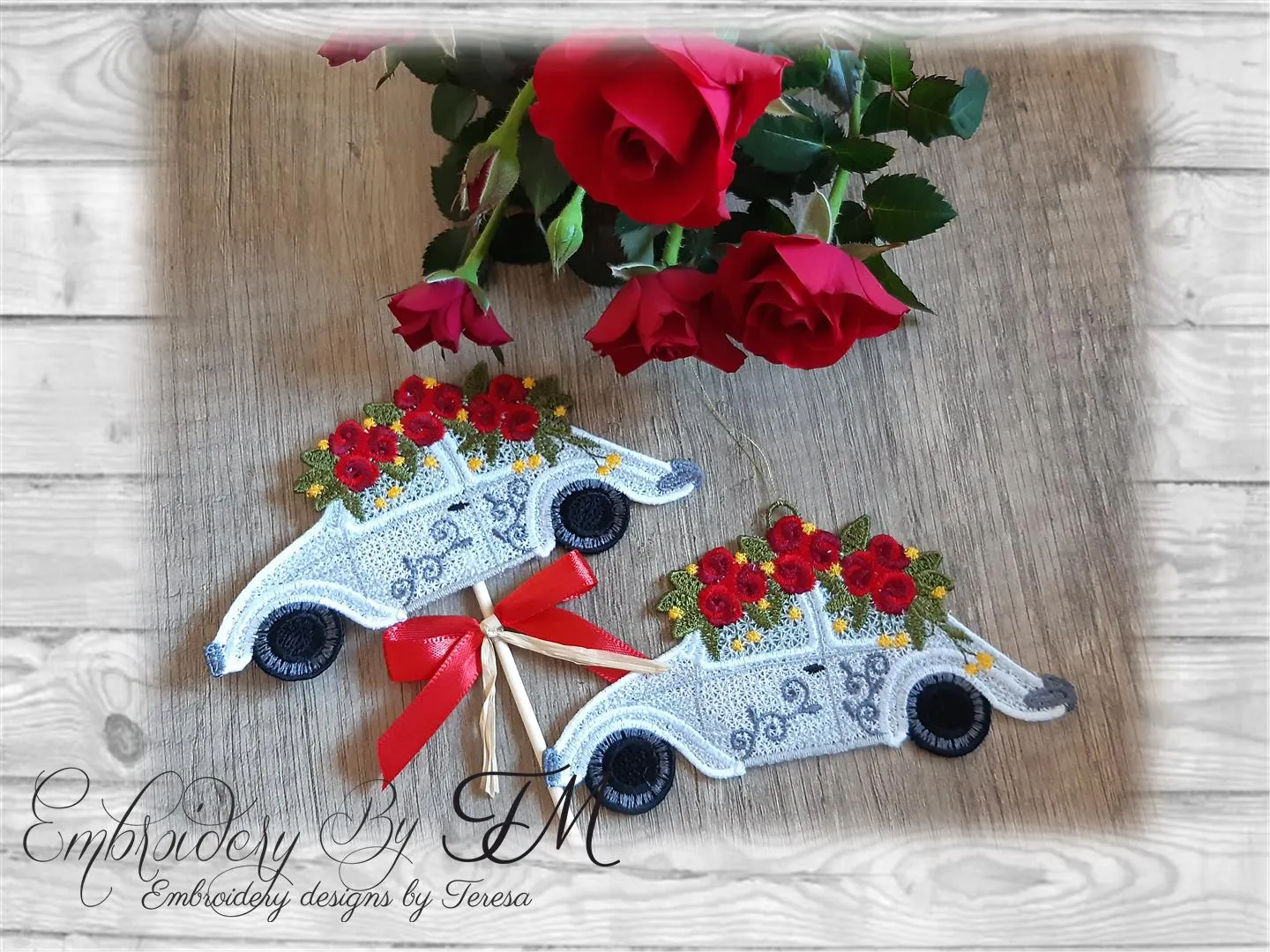 Car with roses / two sizes