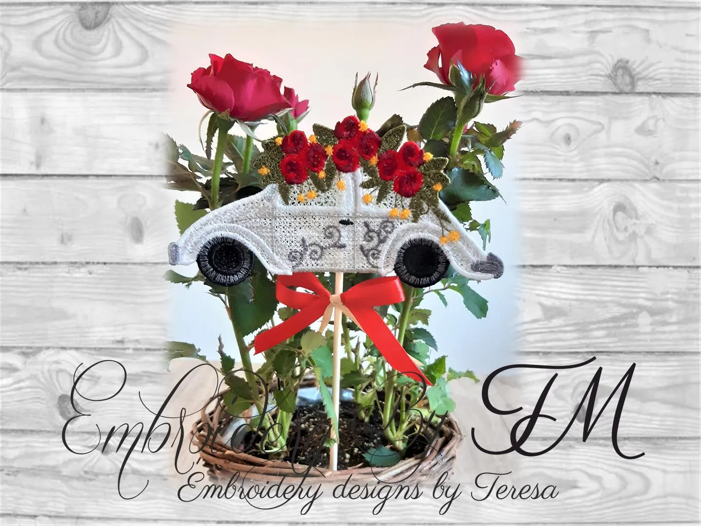 Car with roses / two sizes