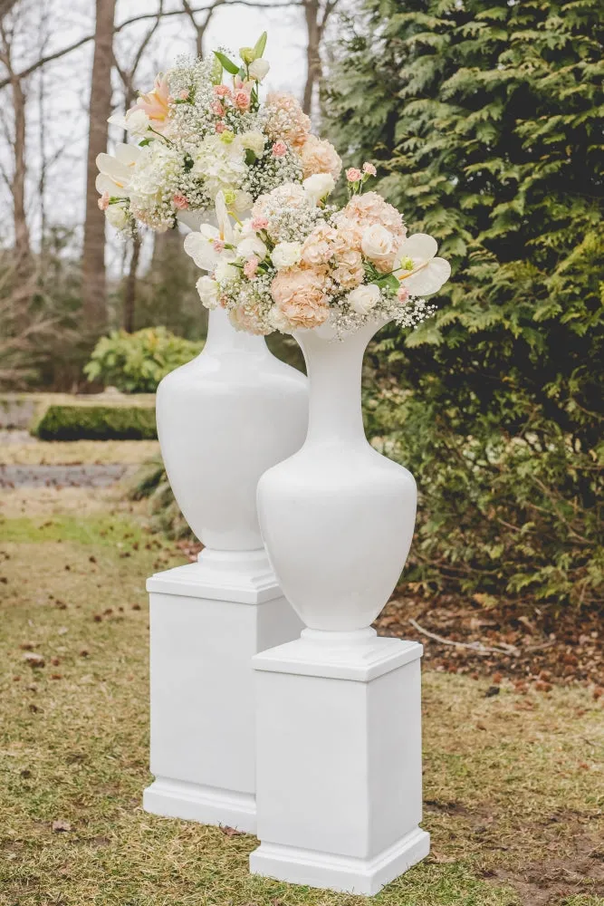 Free Standing Vase | White