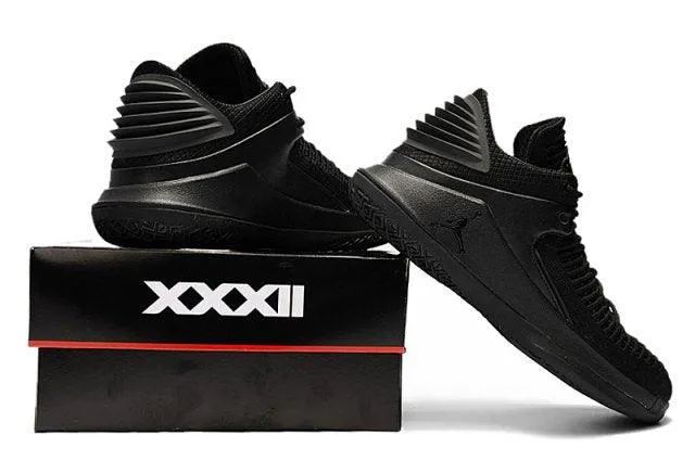 N A J 32 Low Triple Black Sneakers Men's Basketball Sneaker