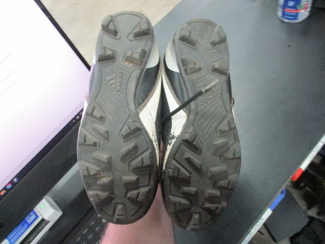 Used Adidas Cleats Size 4