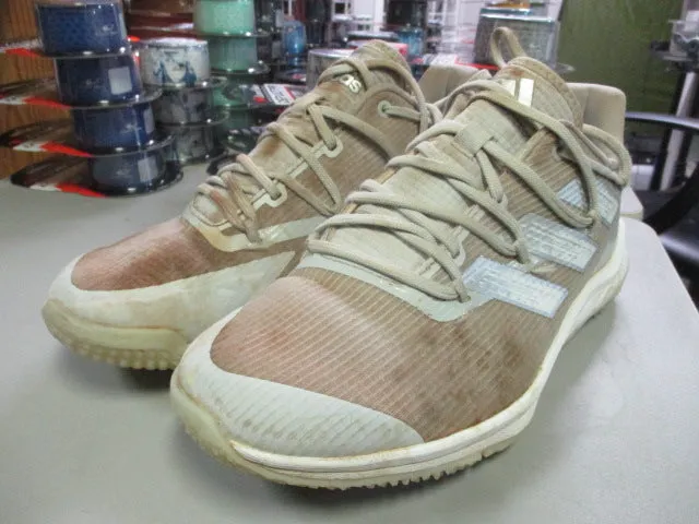 Used Adidas Turfs Size 7