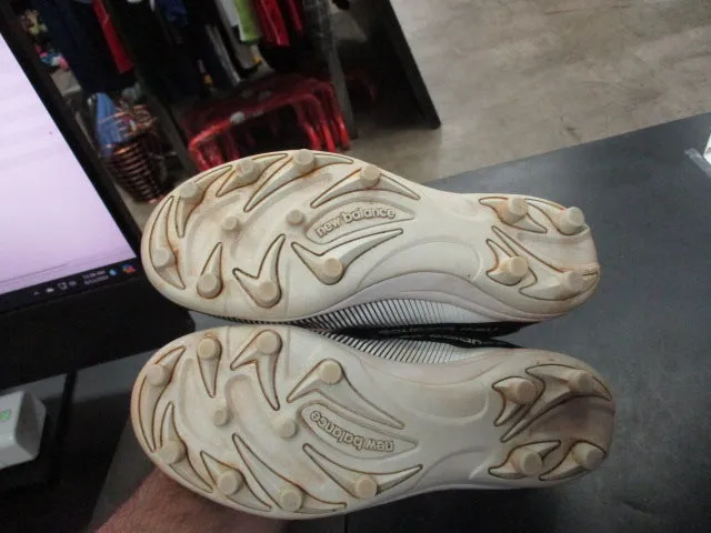 Used New Balance Cleats Size 2.5