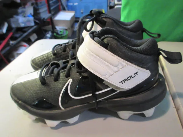 Used Nike Trout Cleats Size 1