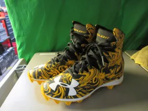Used Under Armour Highlight Football Cleats Size 4.5